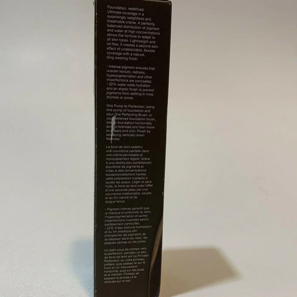 Becca Ultimate Coverage 24 Hour Foundation‎